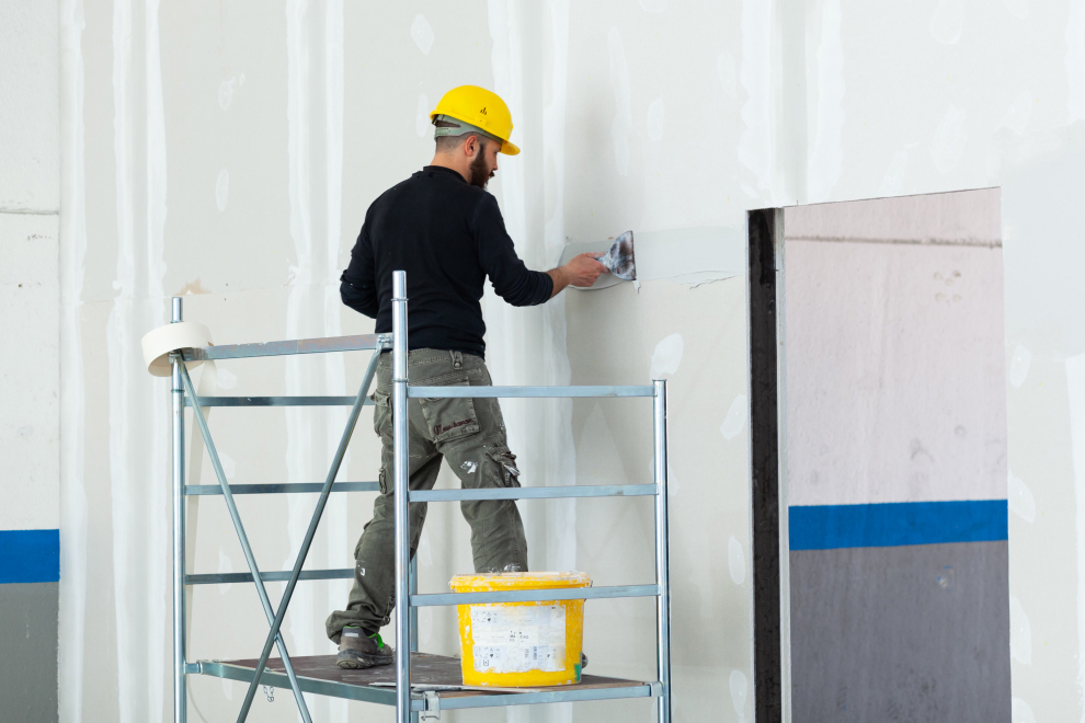 The Importance of Preparing Surfaces before Repainting